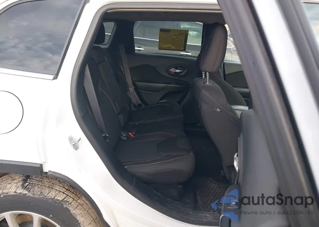 1C4PJMCB8FW654055: 44401631