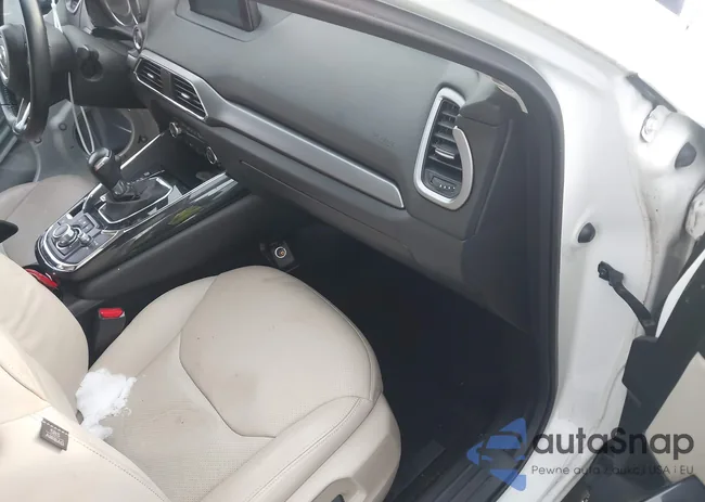 JM3TCBCY9J0234244: 44401640