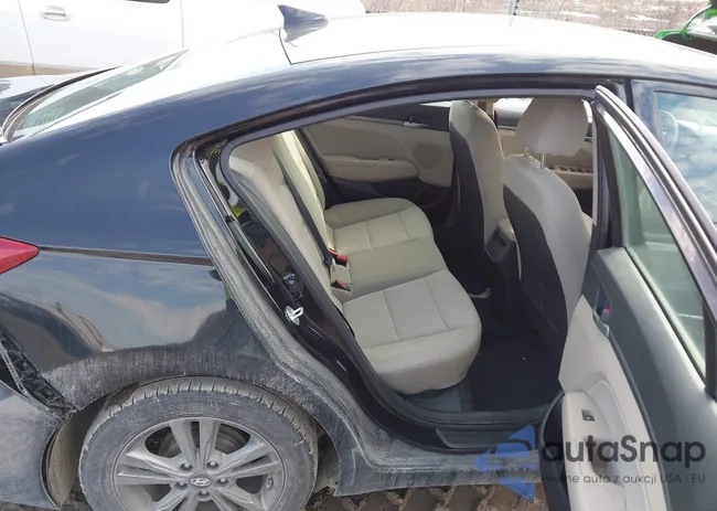 5NPD84LF5HH017604: 44401656