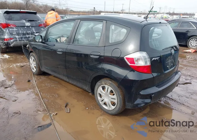 JHMGE8H32BC023325: 44401660