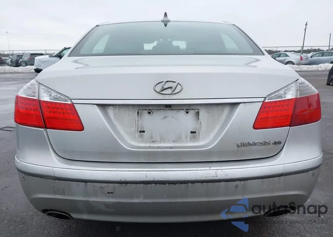 KMHGC4DF4BU119625: 44401719