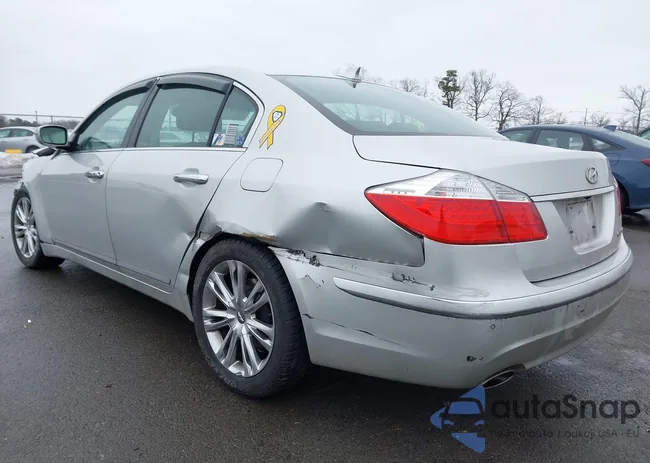 KMHGC4DF4BU119625: 44401719