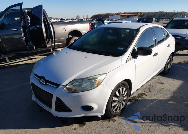 1FADP3E25EL270300: 44402935