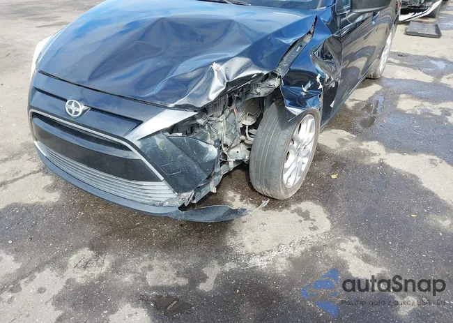 3MYDLBZV1GY140398: 44403048