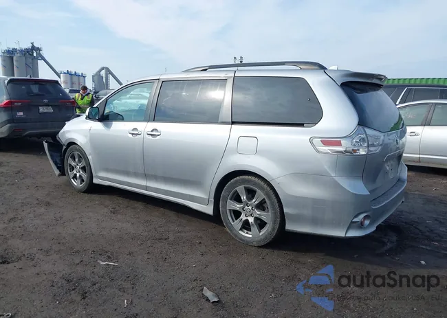 5TDXZ3DC7JS919096: 44403075