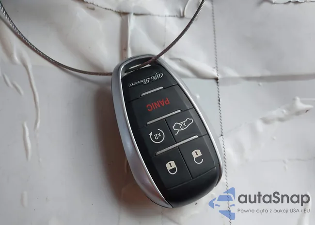 ZARFAECN5H7542084: 44403082