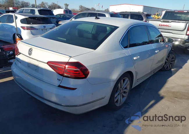 1VWCT7A31HC067381: 44403145