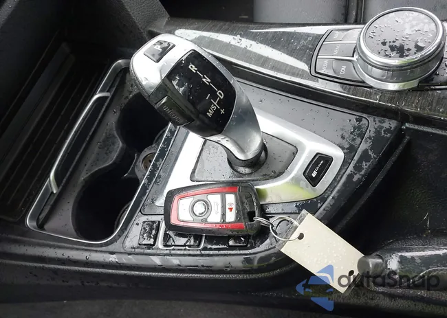 WBA8E1C30HA158731: 44403185