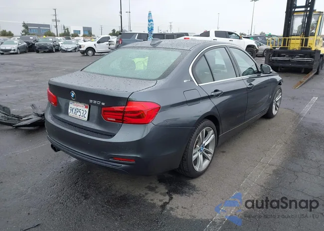 WBA8E1C30HA158731: 44403185