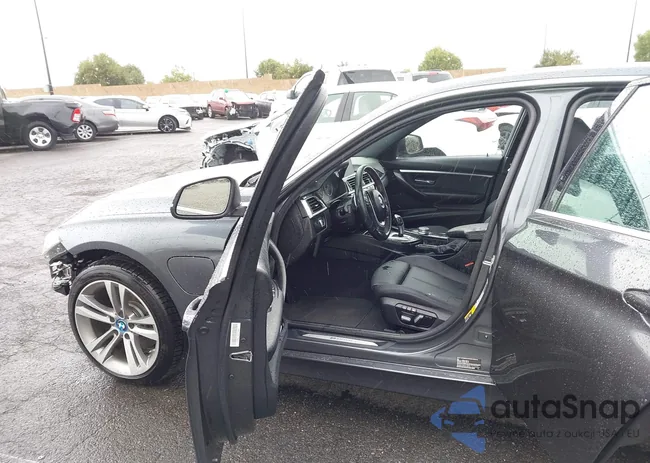 WBA8E1C30HA158731: 44403185