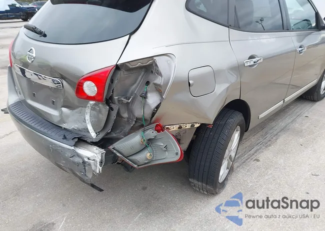 JN8AS5MT3CW601358: 44403237