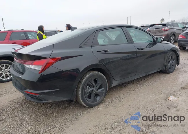 KMHLS4AG2NU369657: 44403247