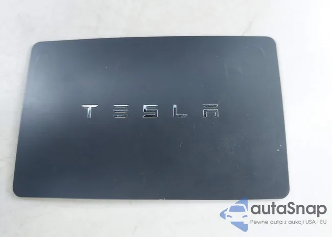 5YJ3E1EB4LF808288: 44403269