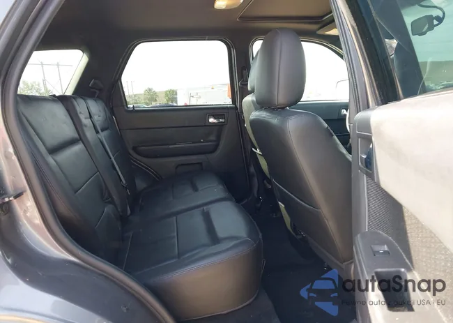 1FMCU94G09KP39705: 44403285