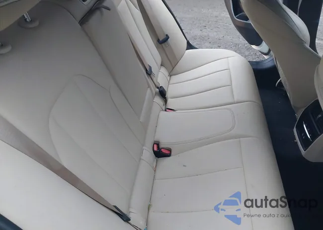 3MW5R1J0XM8C05723: 44403290