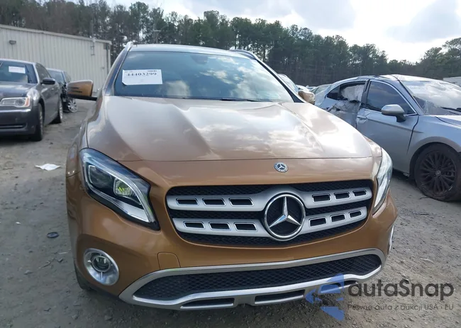 WDCTG4EB3JJ484259: 44403299