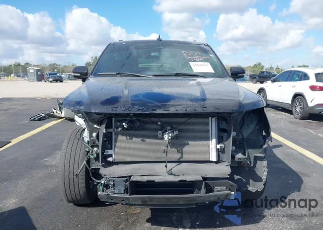 1FMJU1K82REA82004: 44403370