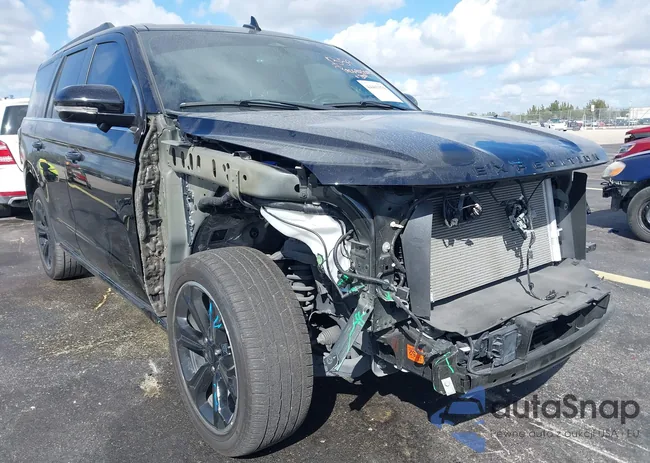 1FMJU1K82REA82004: 44403370