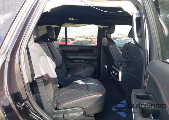 1FMJU1K82REA82004: 44403370