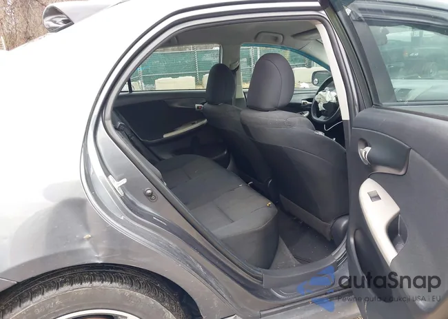 2T1BU4EE0BC753433: 44403389