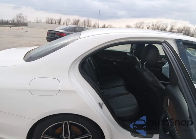 W1KZF8DB6LA811080: 44403406