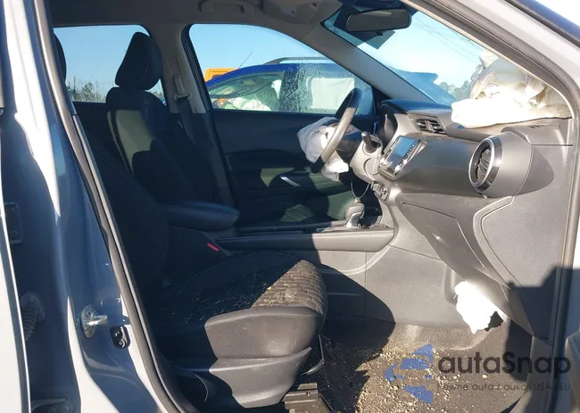 3N1CP5CV2ML513078: 44402440