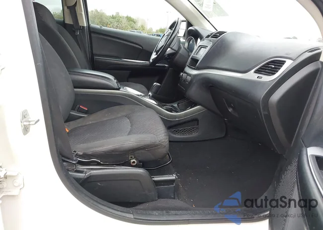 3C4PDCAB3JT257470: 44402565