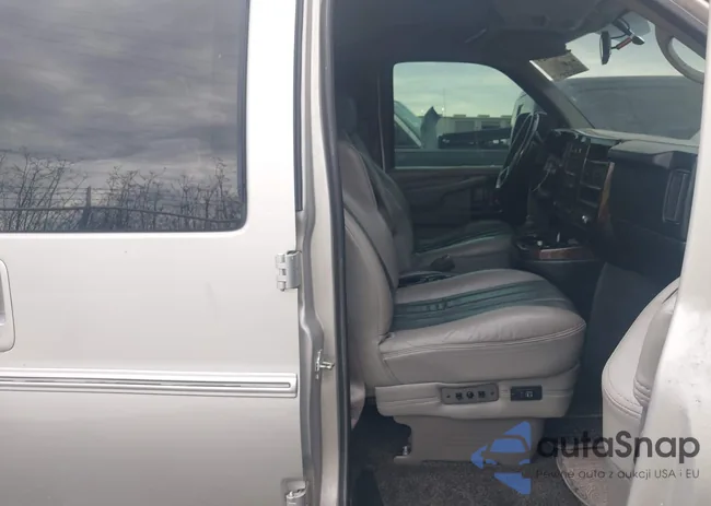 1GDS7DC42C1113565: 44402629