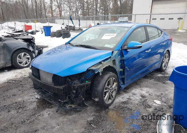 KMHD84LF5HU282458: 44402635