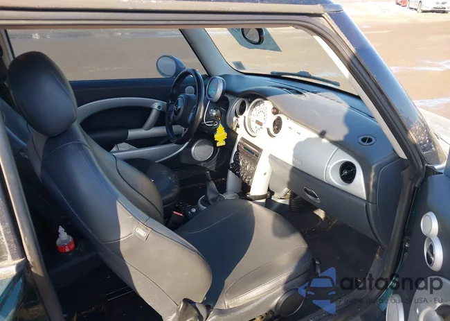 WMWRC334X4TC52096: 44402697