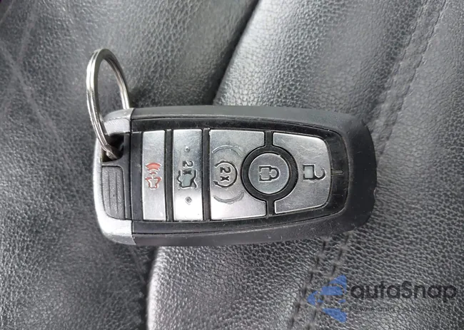 3FA6P0HD8HR173893: 44402724