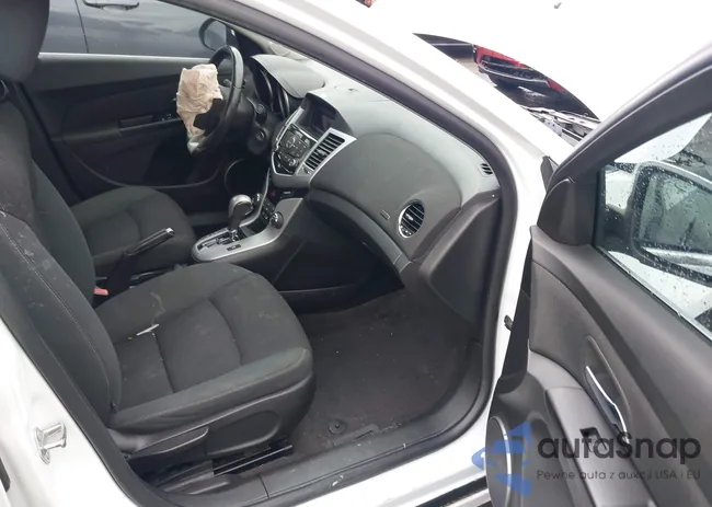 1G1PJ5SC5C7168236: 44402793