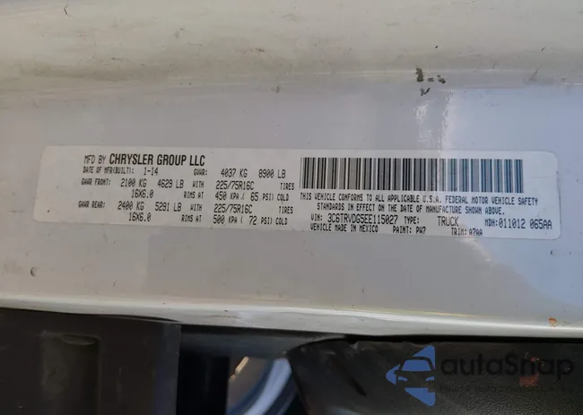 3C6TRVDG5EE115027: 44403835