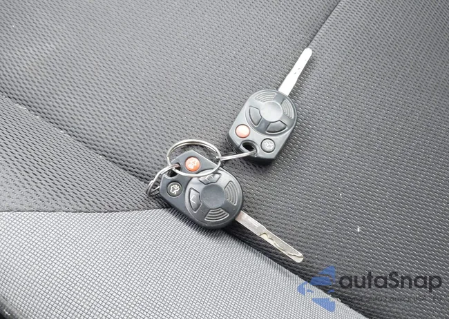 1FADP3F29DL120882: 44403865