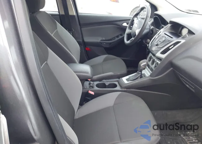 1FADP3F29DL120882: 44403865