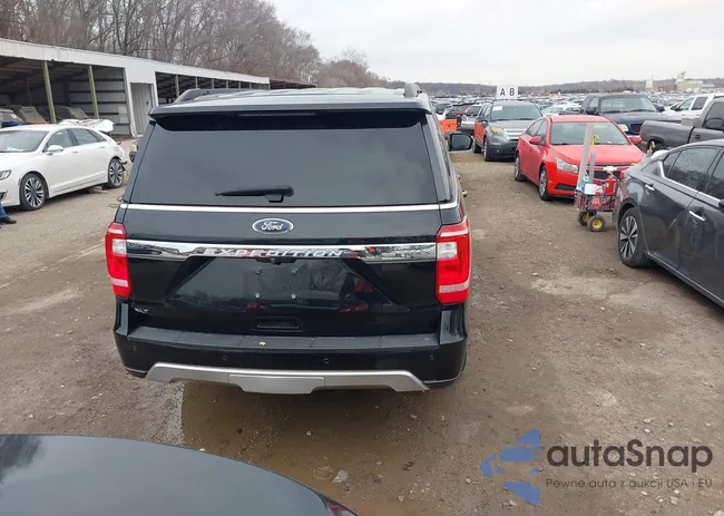 1FMJK1HT8JEA17731: 44403887