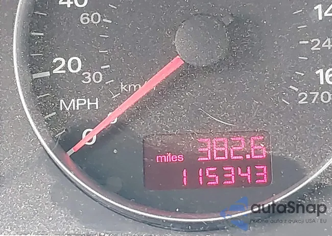 WAUDF78E18A163588: 44404049