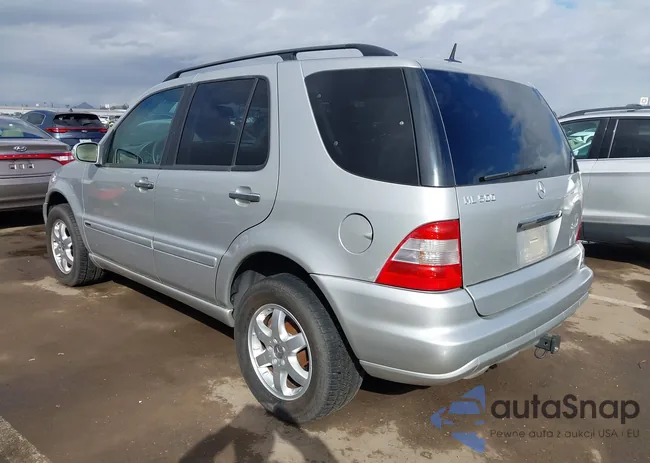 4JGAB75E13A404415: 44404067