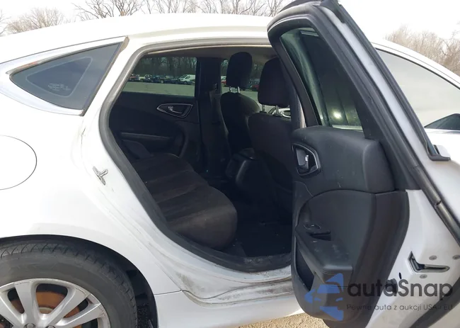 1C3CCCAB1FN603528: 44404121