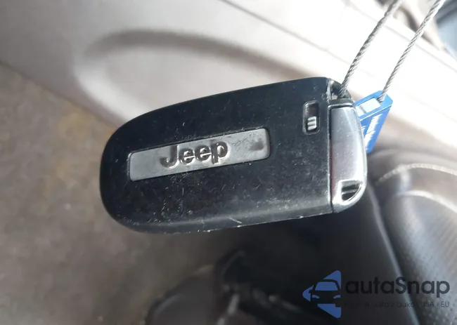 1C4RJEJG6JC141846: 44404220