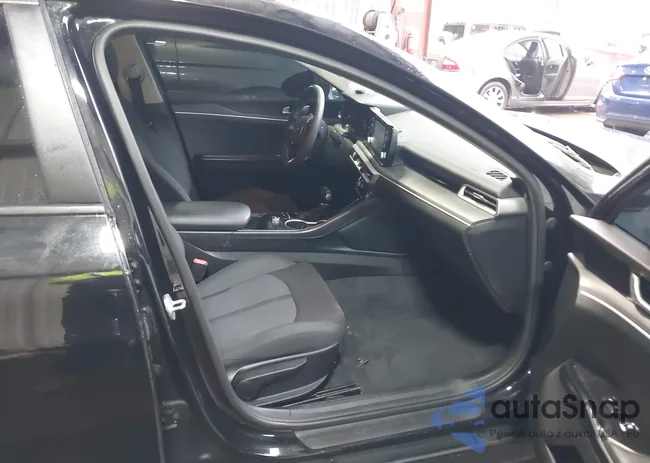 5XXG14J28NG151399: 44404240