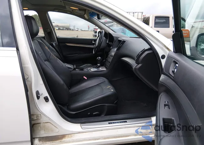 JN1CV6AP6DM722023: 44404272