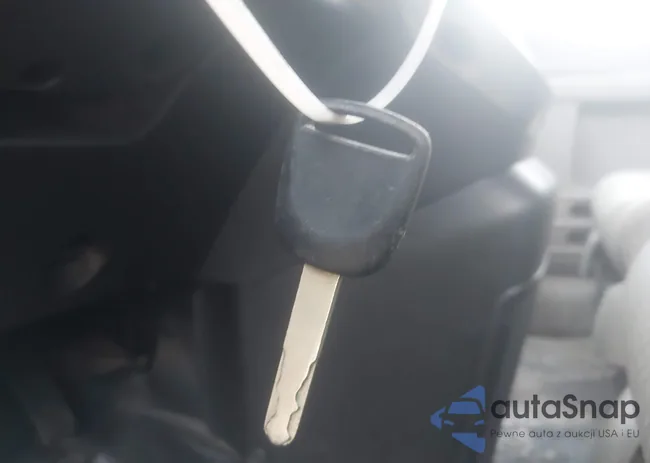 5J6YH2H77BL001943: 44404274