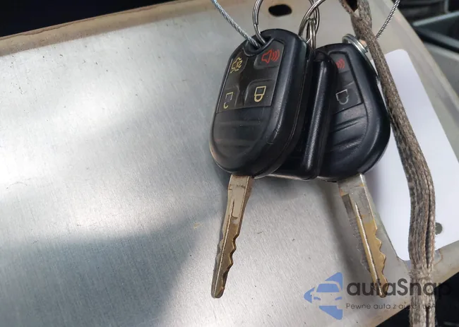 1FMJU1J59CEF17650: 44404309