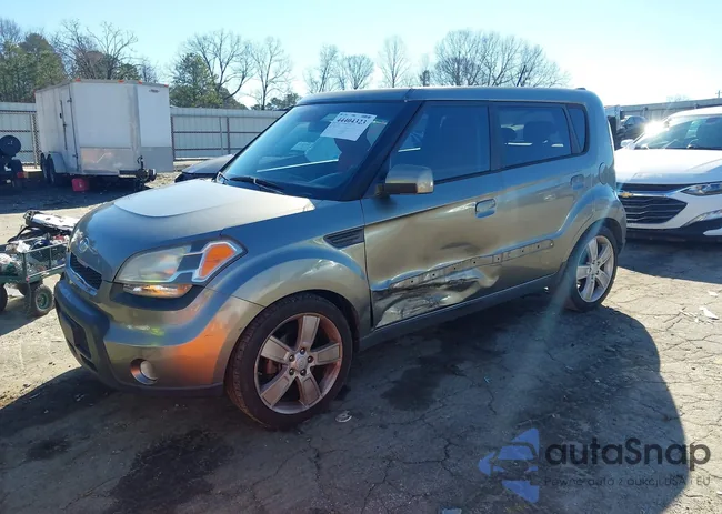 KNDJT2A21A7047991: 44404323