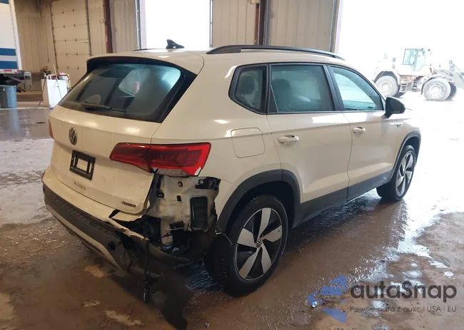 3VV8X7B20RM071555: 44403433