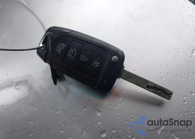 KM8K1CAA8MU685907: 44403457