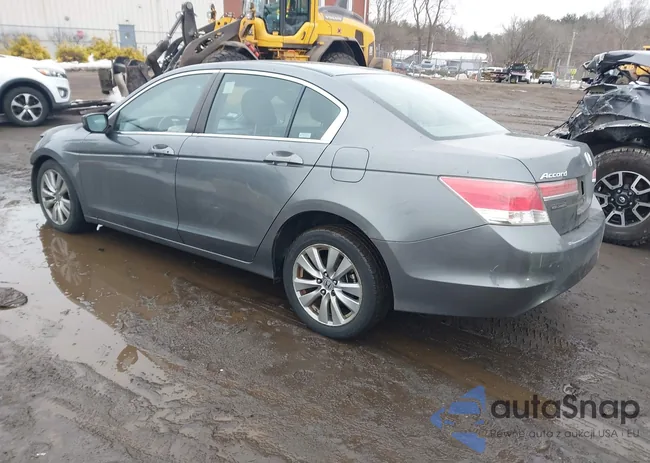 1HGCP2F76CA034467: 44403467