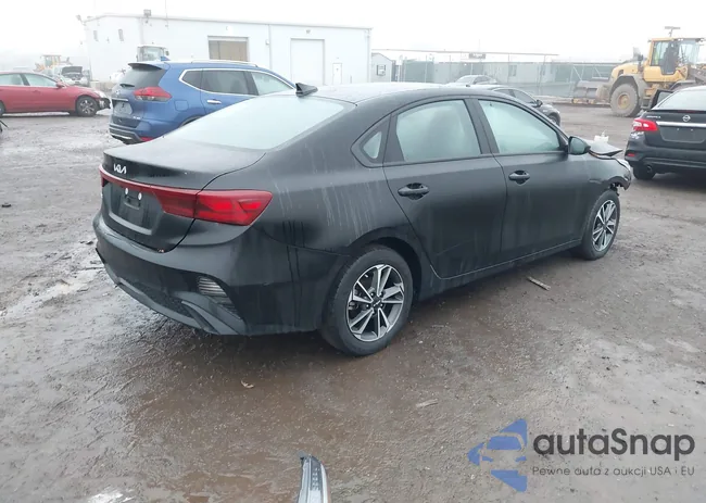 3KPF24ADXPE561952: 44403476