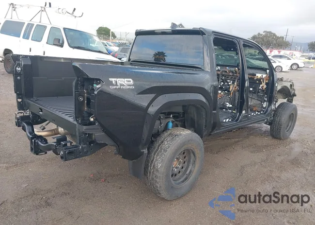 3TMLB5JN1RM068493: 44403486